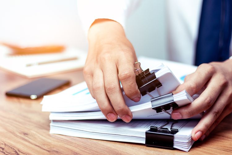 penerjemah akta notaris